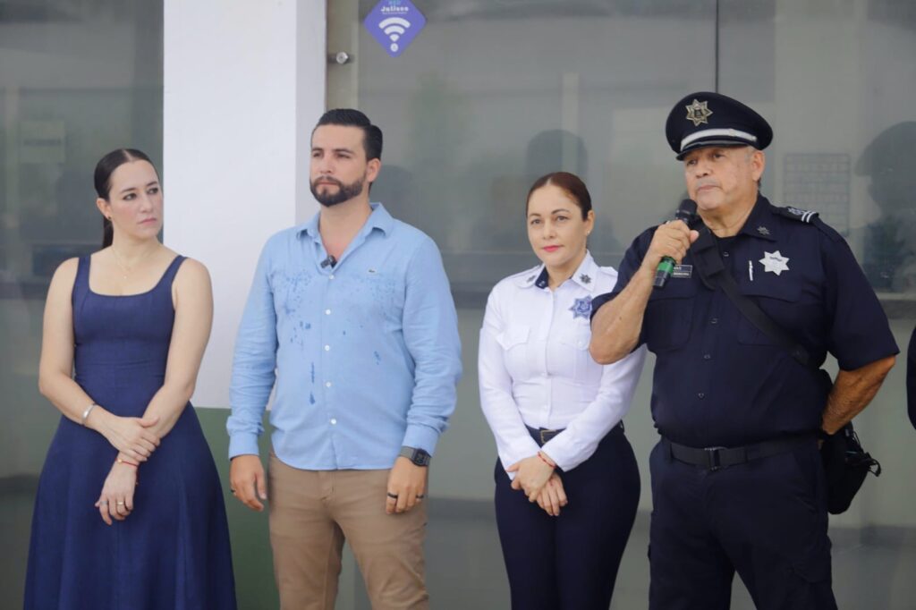 550a274d-8c14-4b5e-b80d-e74741986048