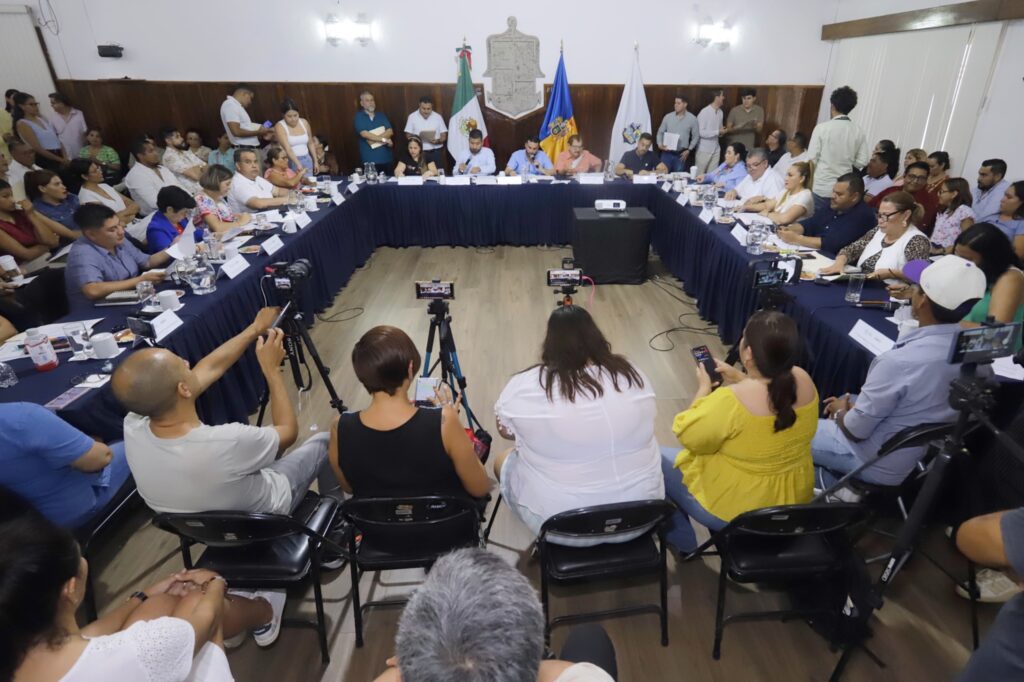 d3070943-125a-496a-8572-6858938d24a2