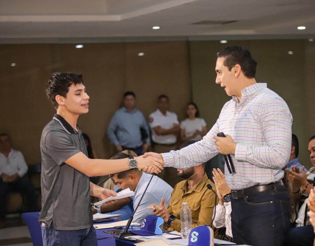 e6c04f4a-220a-49ba-8641-64049167c824