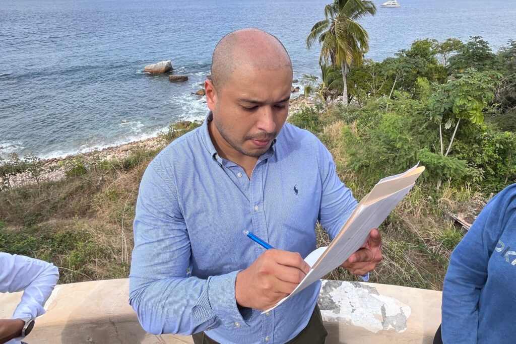 1f79c2a3-ba9c-43e8-9e96-c87395e20b20