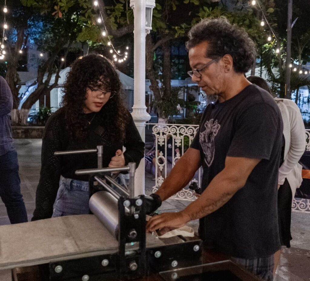 d6877ca6-9c4d-40bf-8e8f-d0259e2dac61