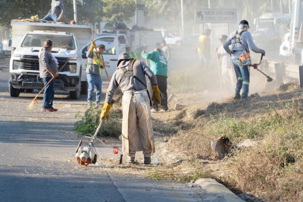 5f739d27-84c9-429f-8680-3e1b024faa7a