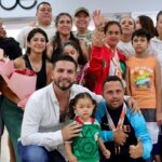 El arquitecto Luis Munguía recibe a atletas vallartenses medallistas en el Mundial de Síndrome de Down 2026