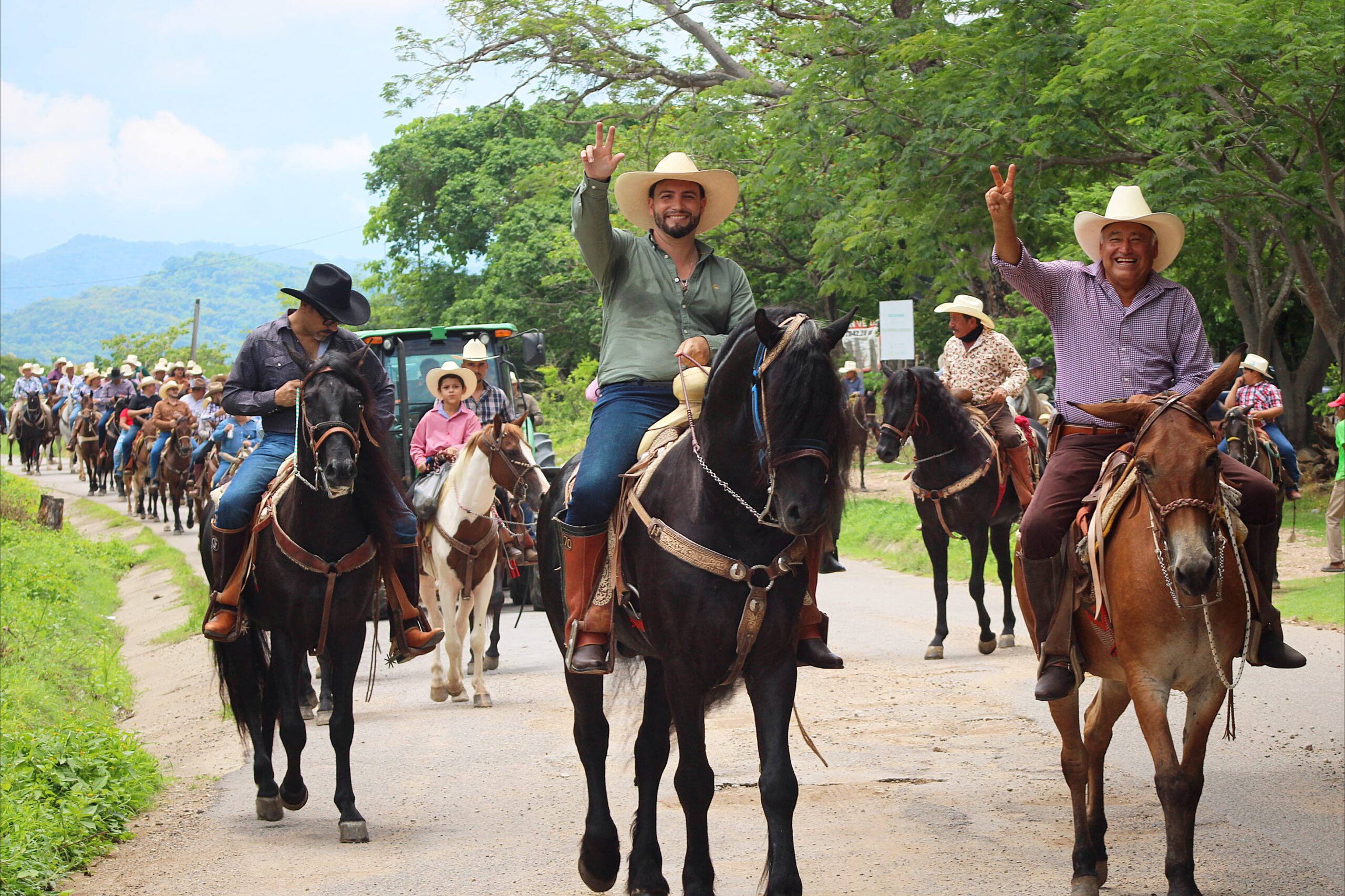 Las Palmas vive la tradicional cabalgata de las pre paseadas