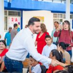 Entrega Luis Munguía domo en primaria de Ecoterra