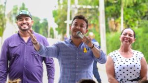 Inaugura Israel Santillán la calle Cleofas Salazar y destaca inversión histórica en obra pública para Bucerías