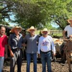 Héctor Santana mantiene acciones de respaldo al sector ganadero de Bahía de Banderas